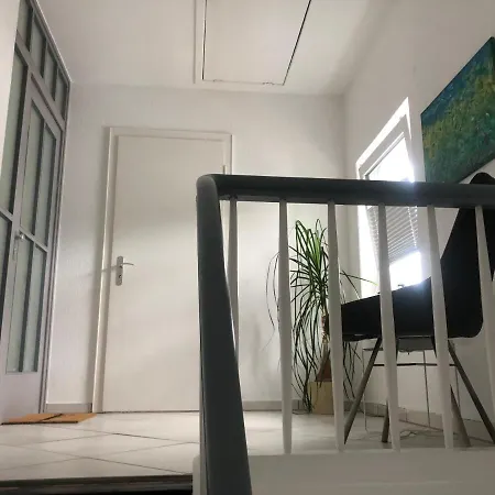 House Of 아파트 *